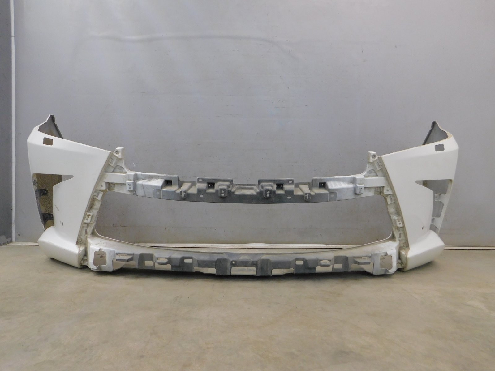 Бампер передний Lexus LX 570 (URJ200) 2007>