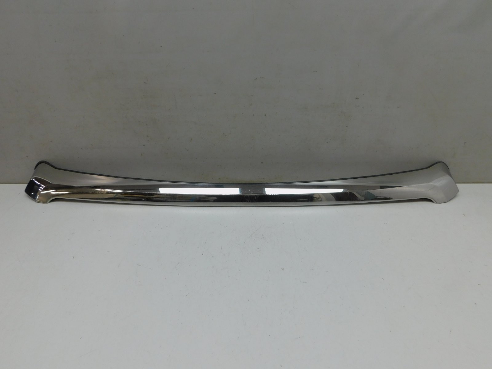 Молдинг капота Toyota Land Cruiser (150)/Prado 2009>