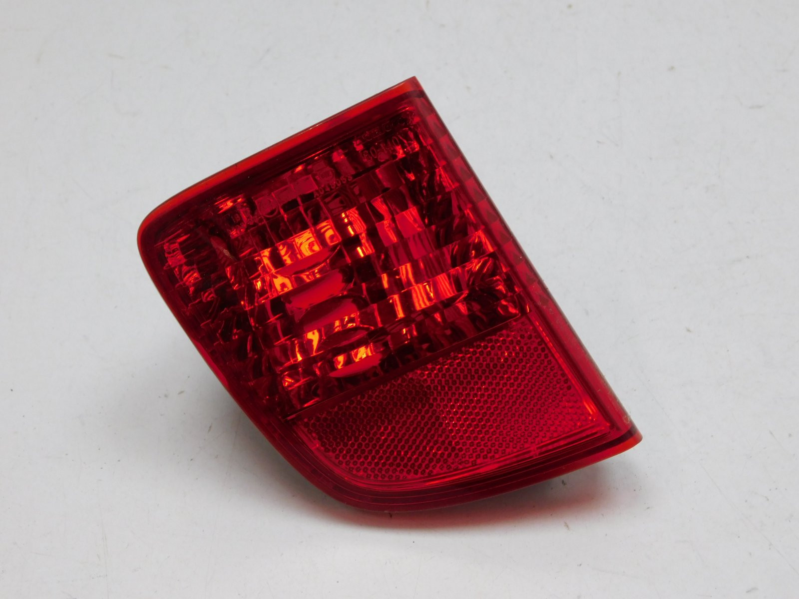 Фонарь задний в бампер левый Toyota Land Cruiser (200) 2008>