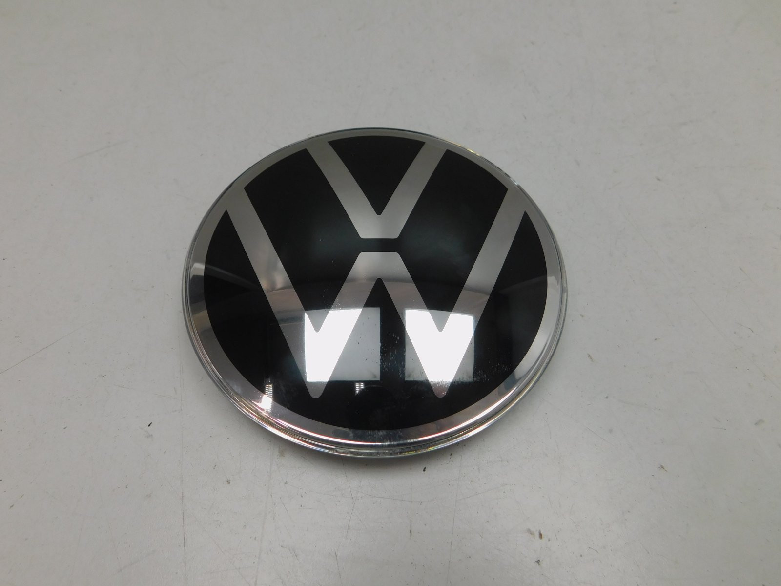 Эмблема Volkswagen Tiguan 2017>