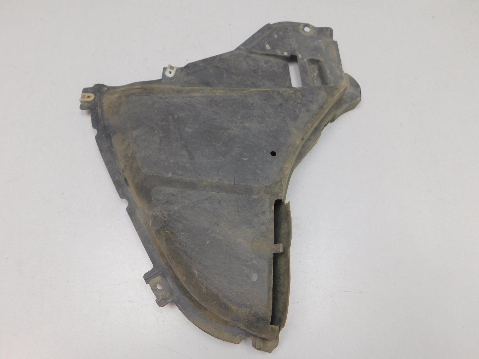 Пыльник BMW 5-серия G30 2016>