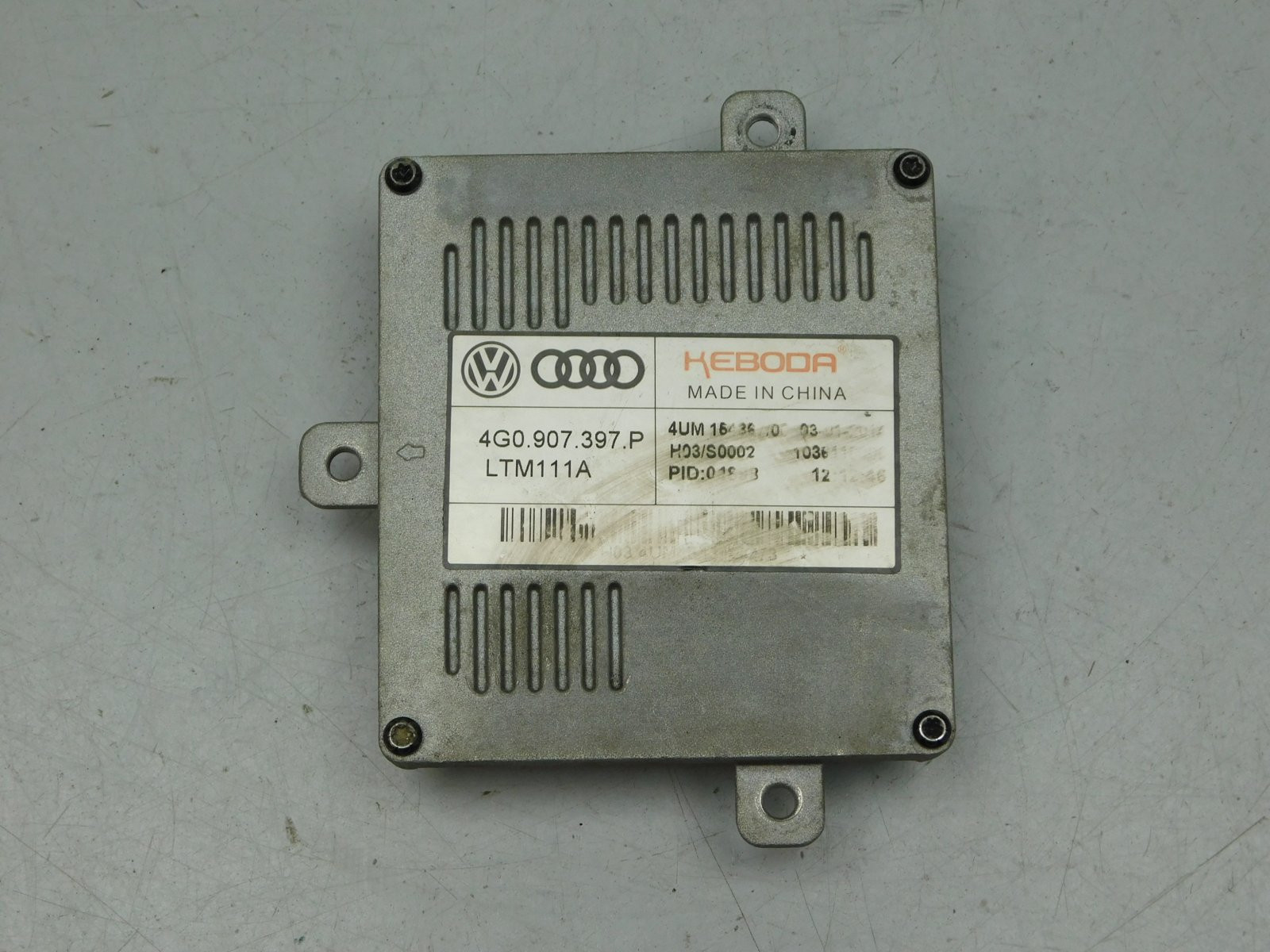 Блок управления светом Volkswagen Touareg 2010>