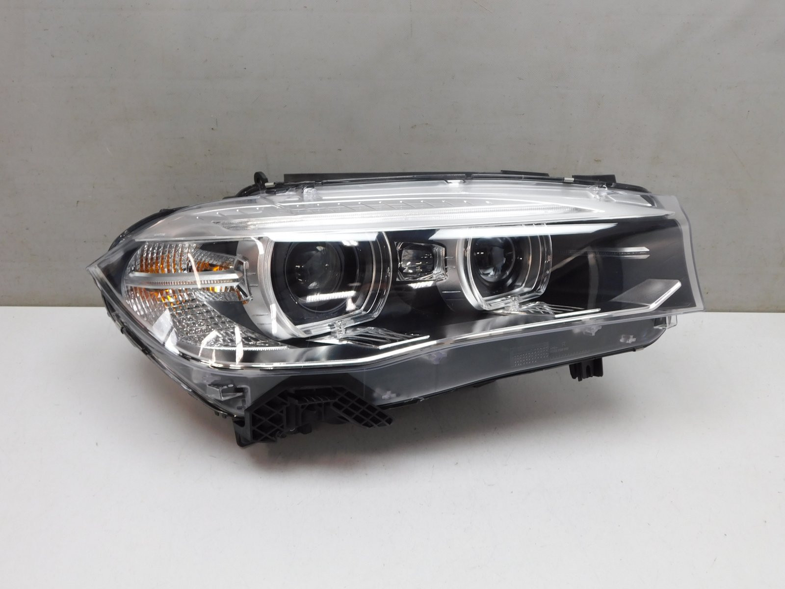 Фара правая BMW X5 F15 2013-2018