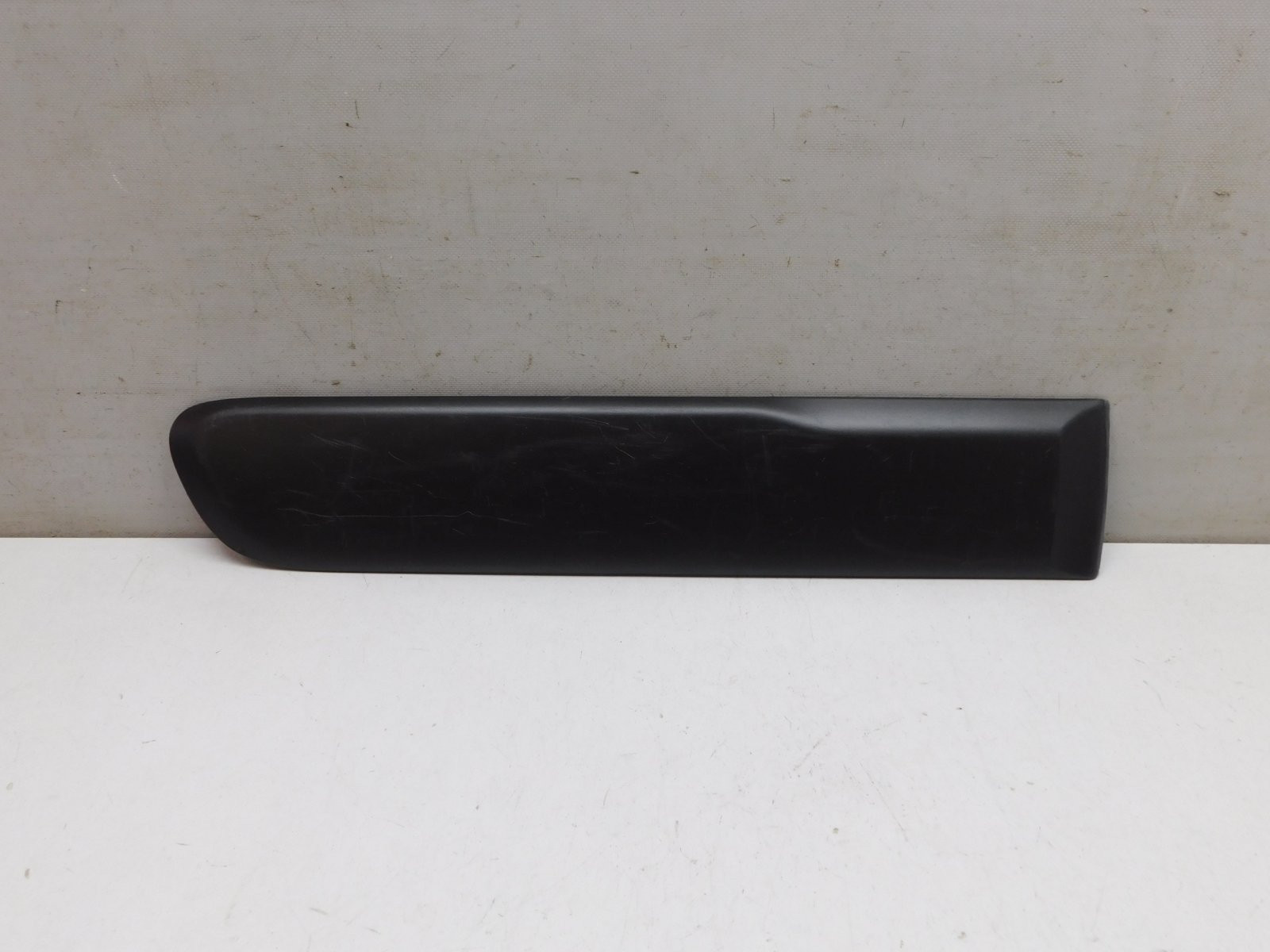 Накладка двери задней правой Citroen C3 Picasso 2009>