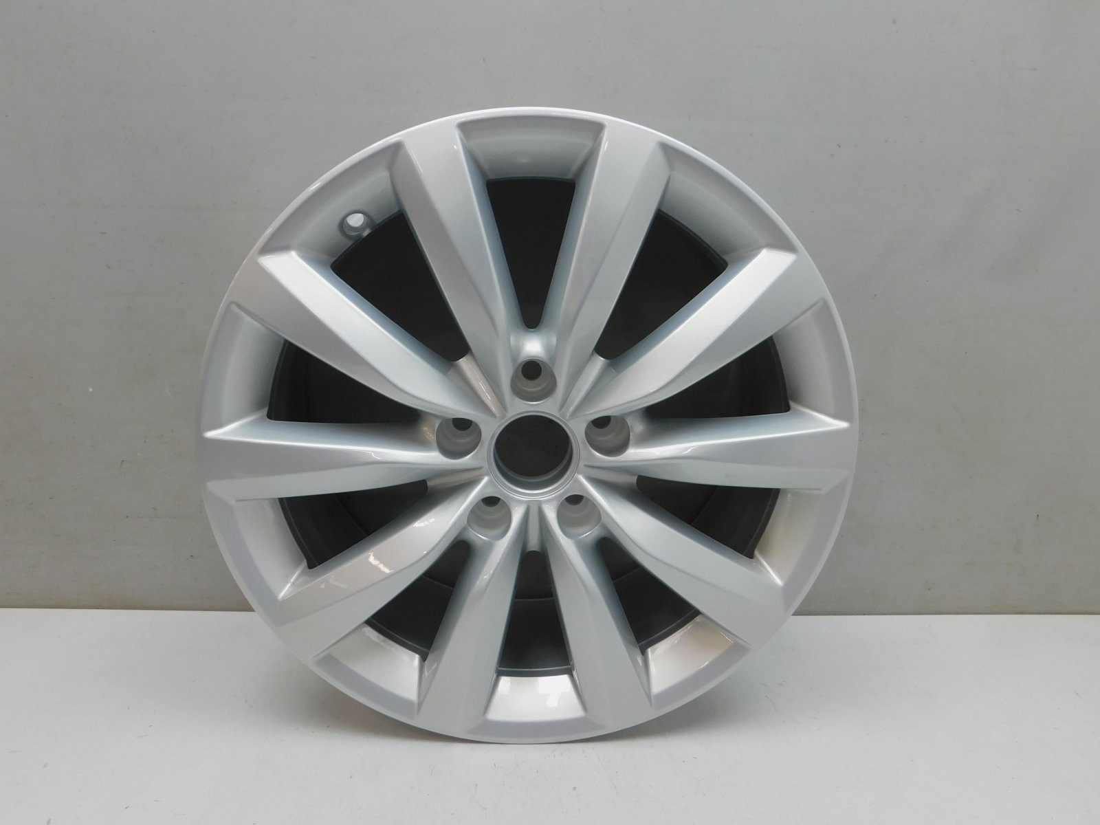 Диск колесный Volkswagen Tiguan 2007-2017