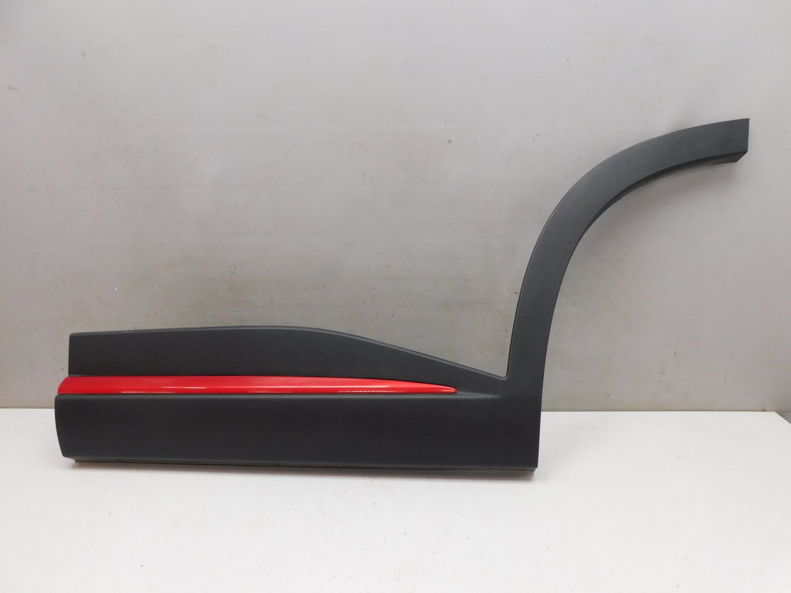 Накладка двери задней левой Omoda C5 2022>