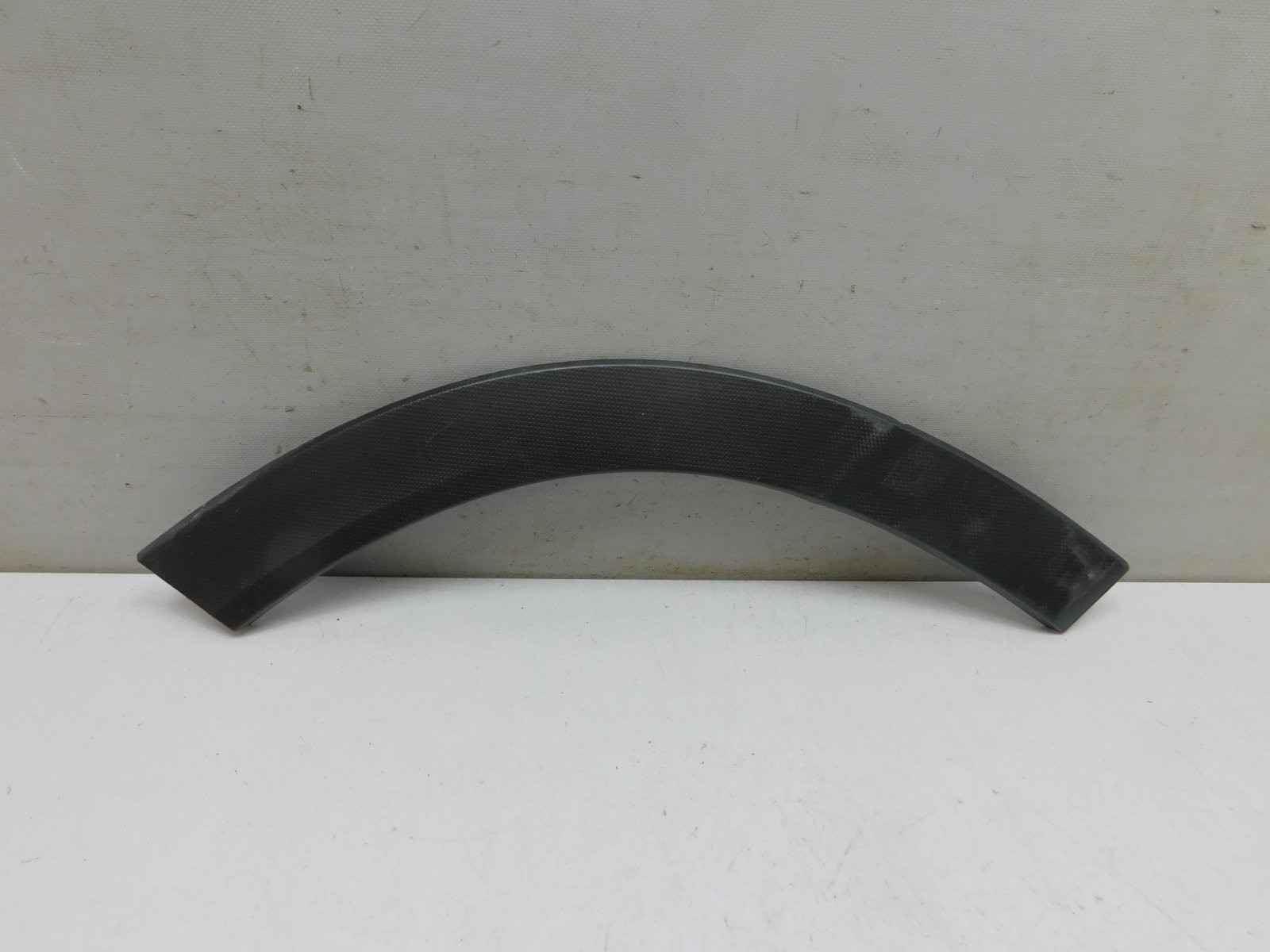 Накладка двери задней правой Subaru Forester (S14) 2018>