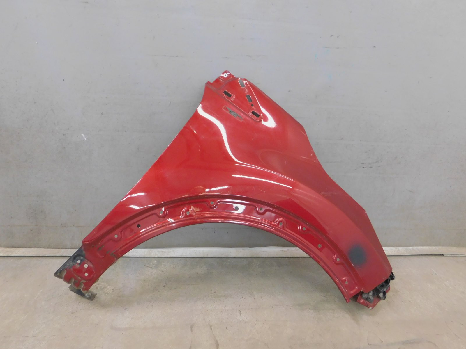 Крыло переднее правое Renault Kaptur 2016>