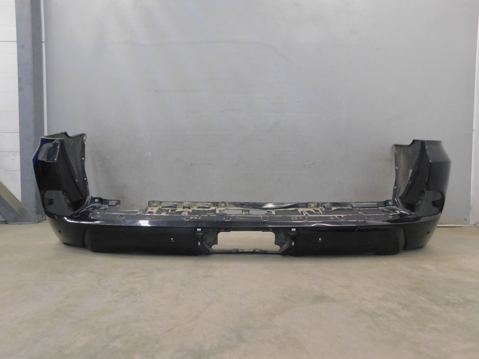 Бампер задний Lexus LX 570 (URJ200) 2007>