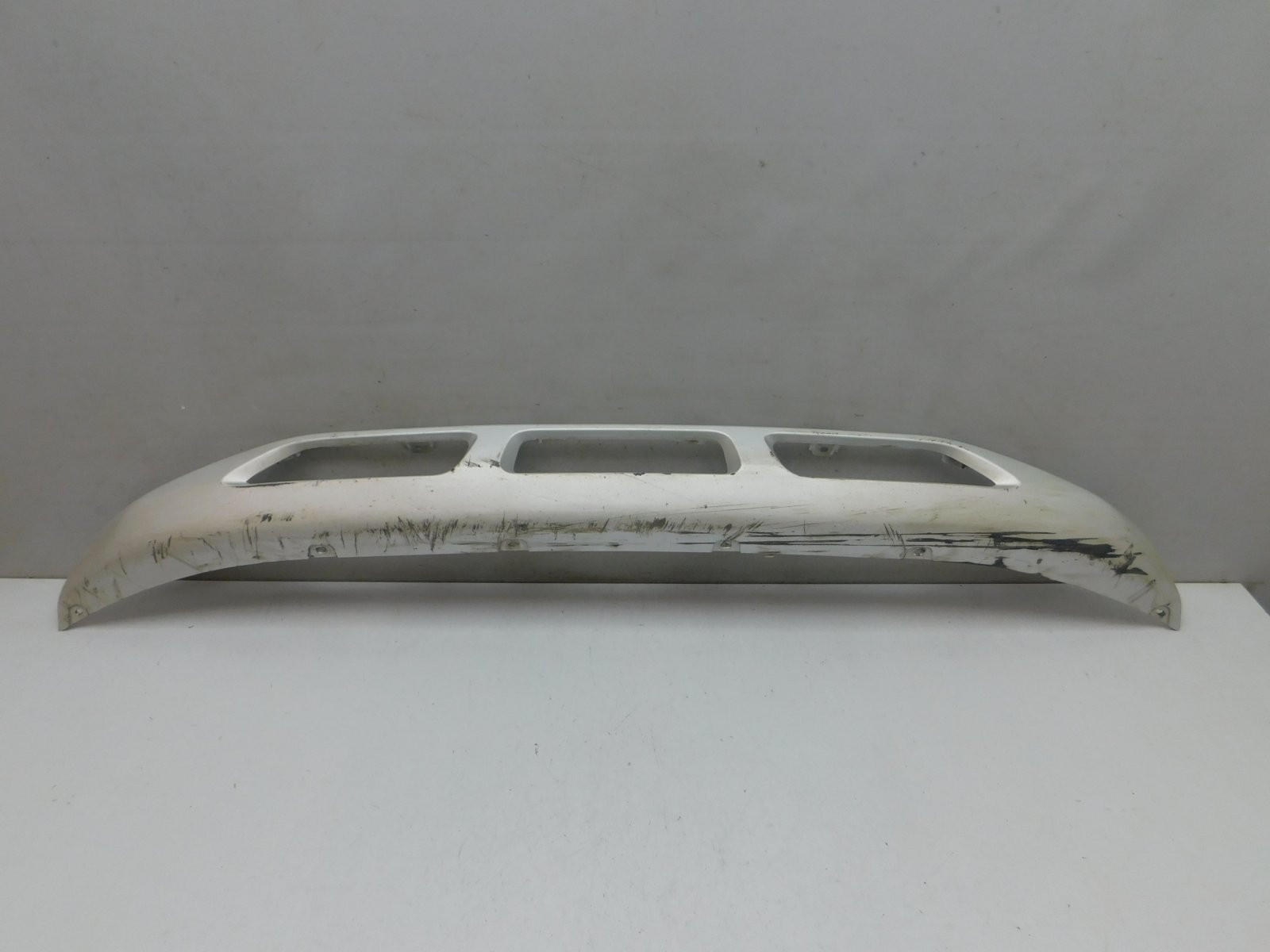 Накладка переднего бампера Peugeot 3008 (P84) 2016>