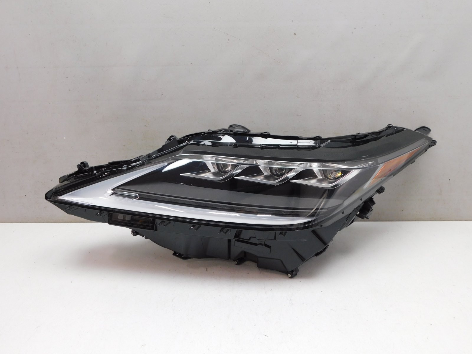 Фара левая Lexus RX IV 2015>