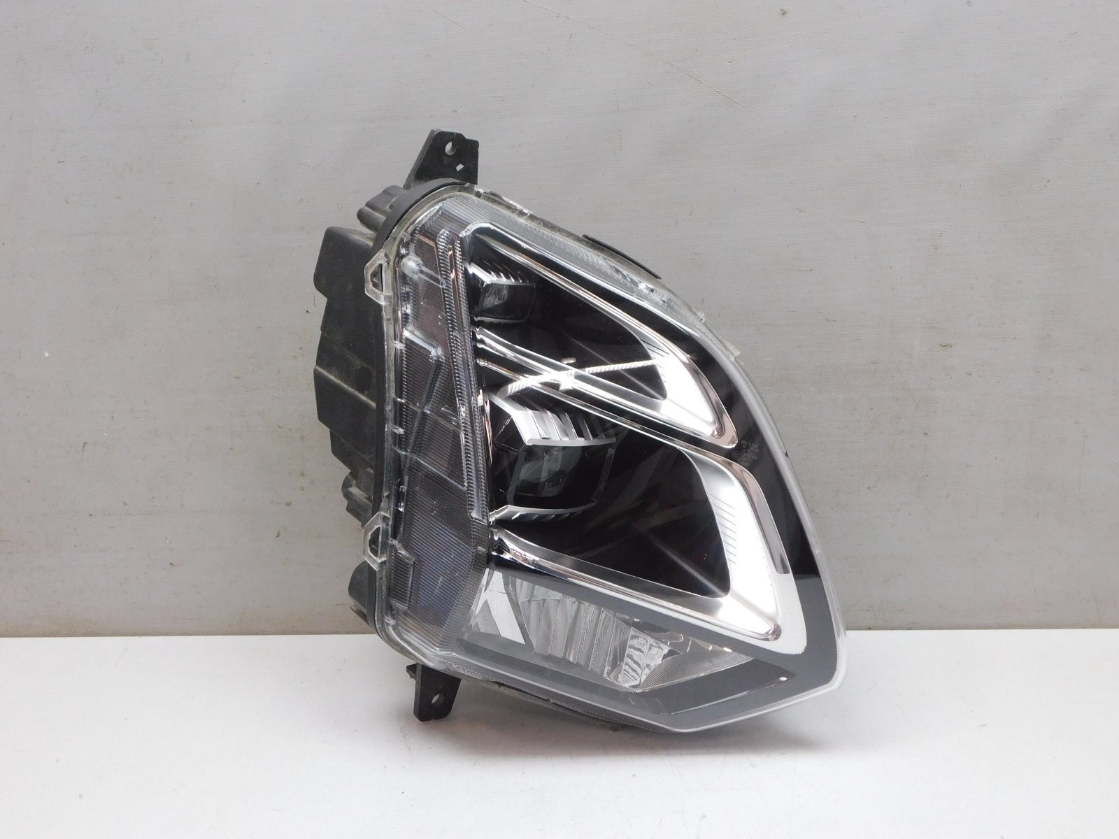 Фара правая Omoda C5 2022>