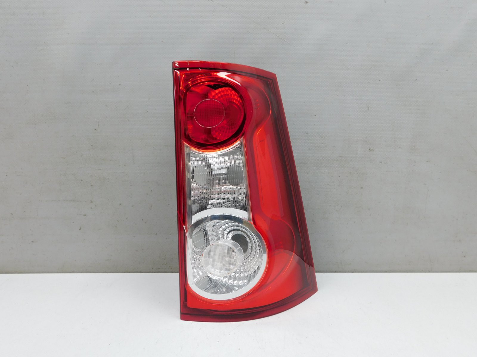 Фонарь задний правый VAZ Lada Largus 2011>