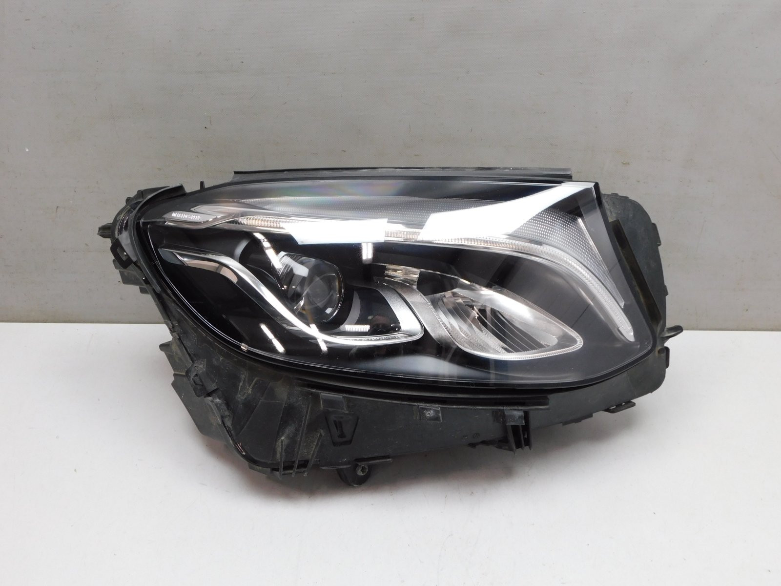 Фара правая Mercedes-Benz GLC-Class X253 2015>