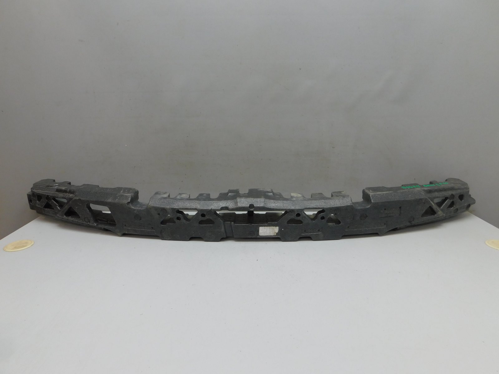 Усилитель переднего бампера BMW 5-серия F10/F11 2009>