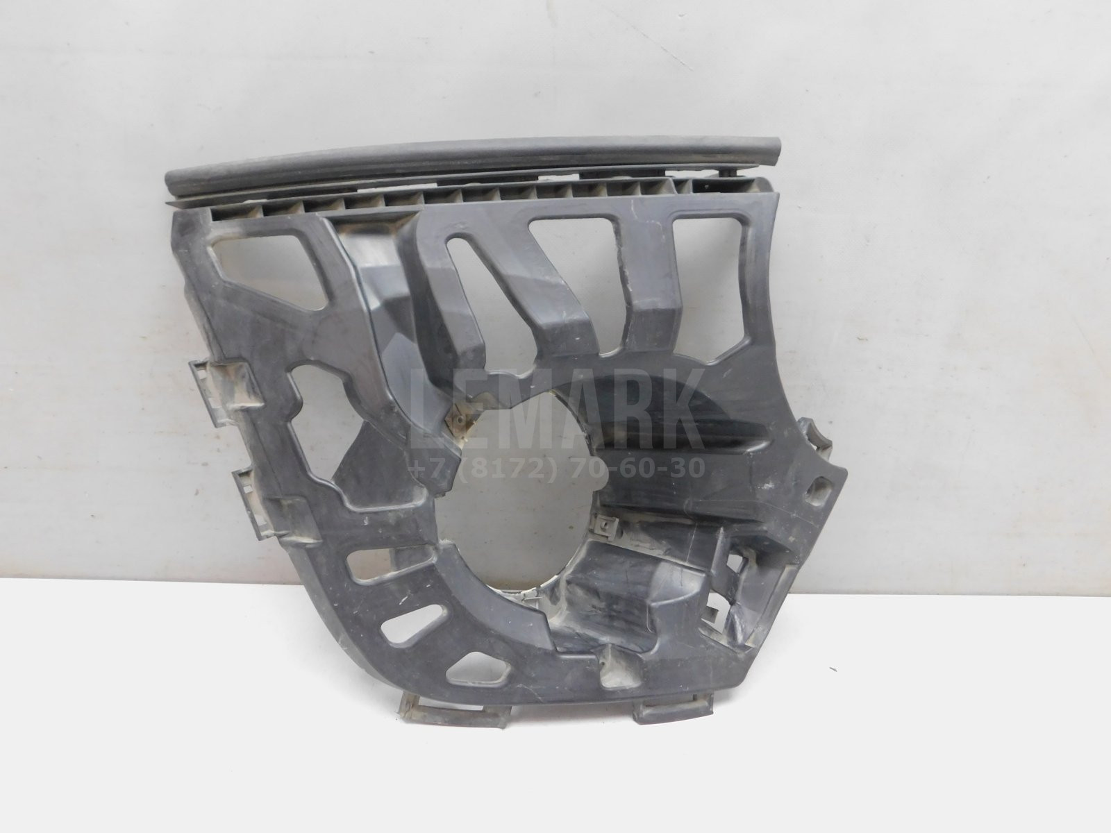 Кронштейн фары противотуманной п Mini F56 2013> 51117302508