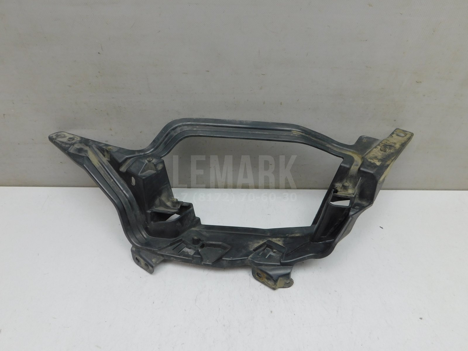 Кронштейн заднего бампера BMW X7 G07 2018> 51127452627
