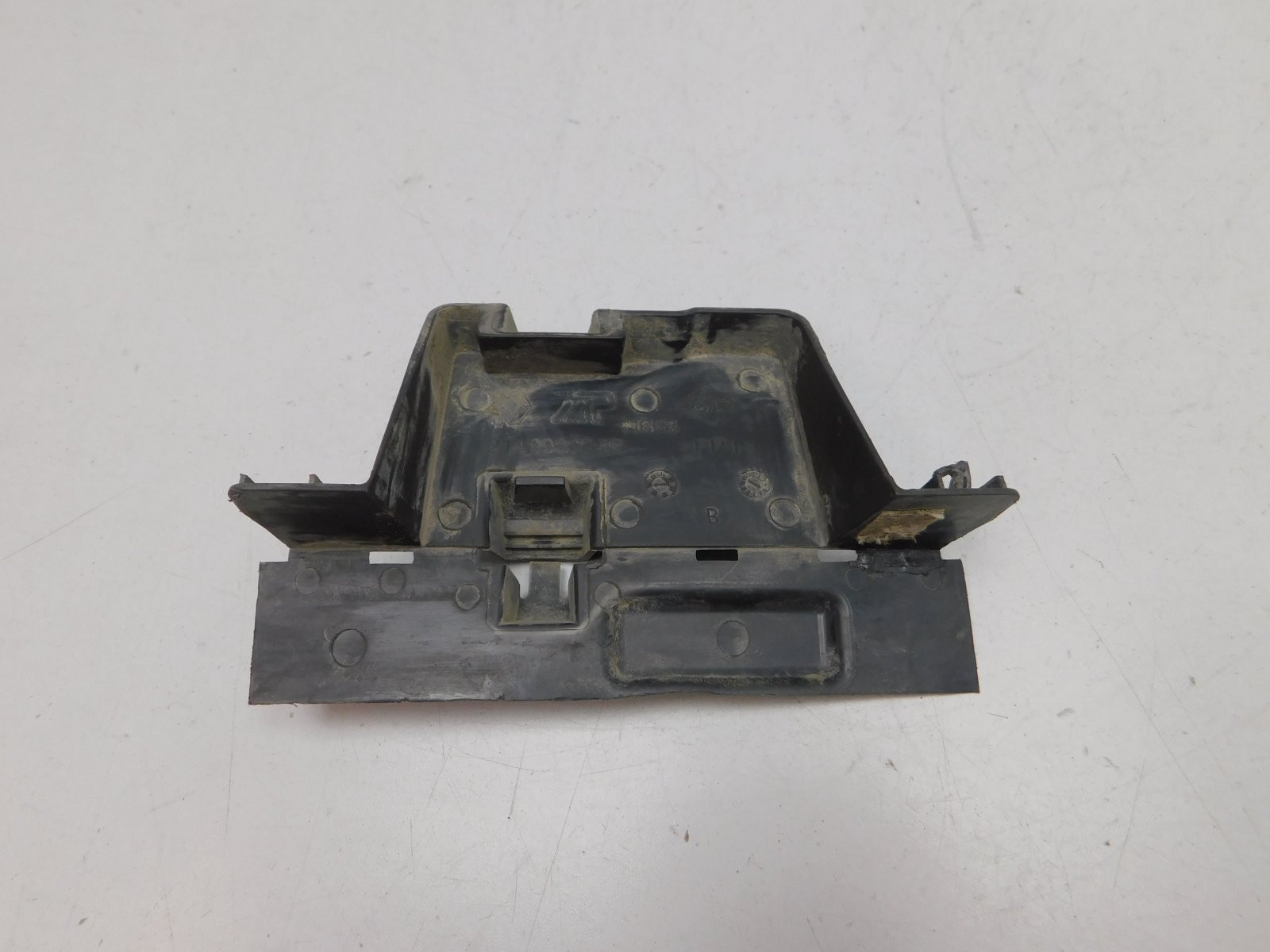 Воздуховод радиатора Renault Logan II 2014>