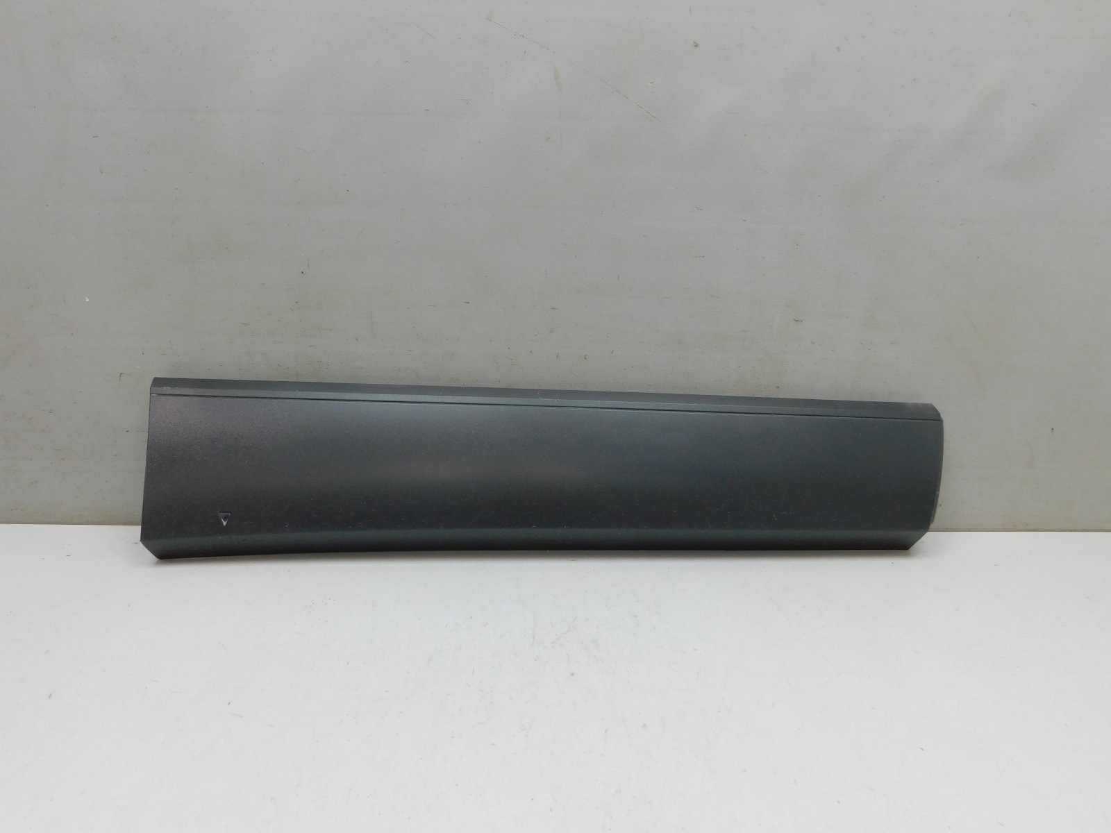 Накладка двери задней правой Renault Arkana 2019>