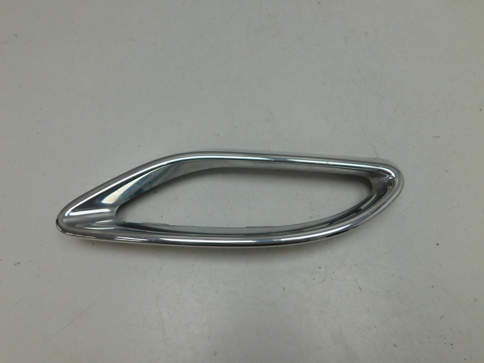 Накладка заднего бампера левая Mercedes-Benz GLE Coupe C292 2015>