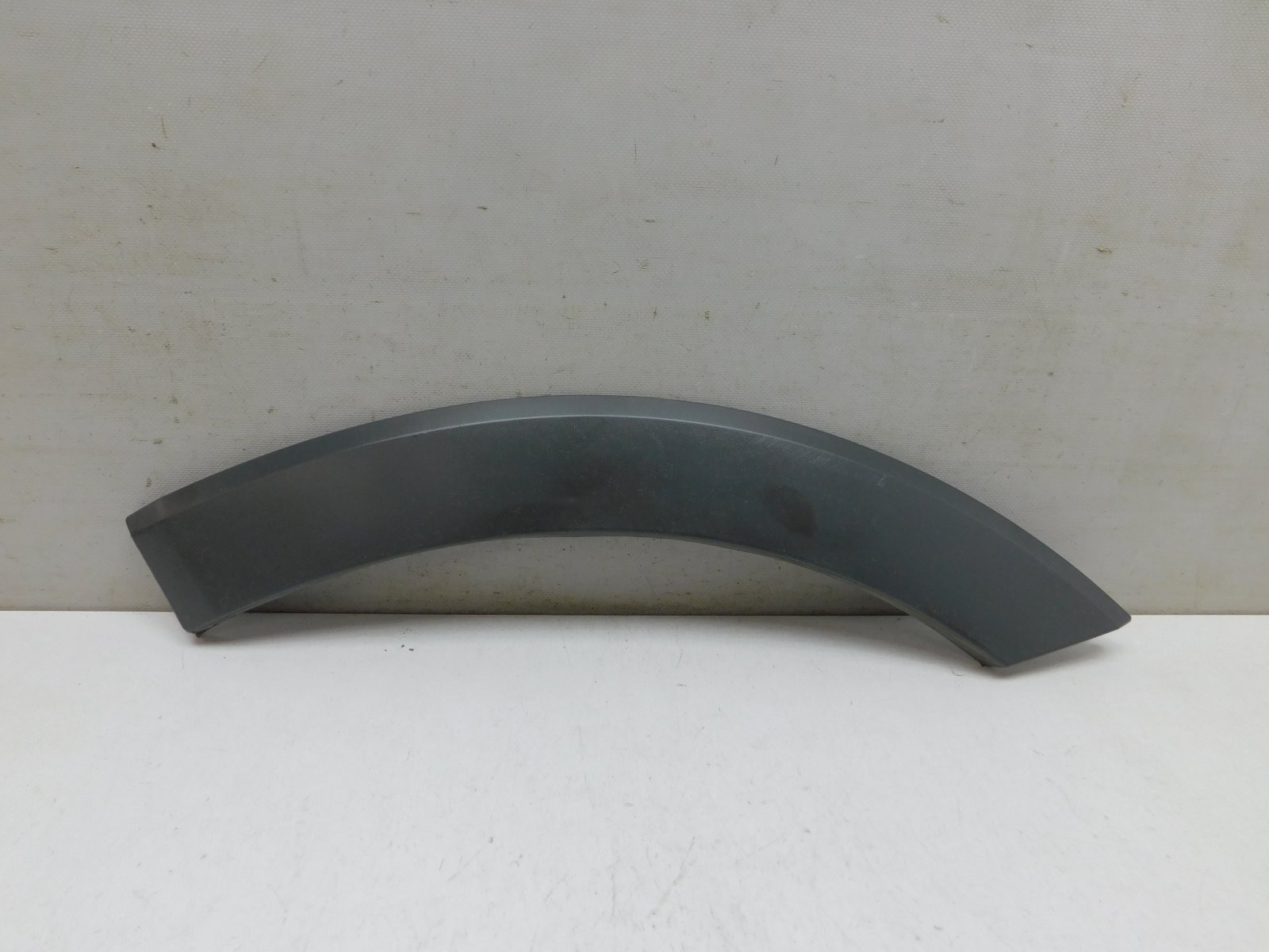 Накладка двери передней правой Ford Transit 2014>