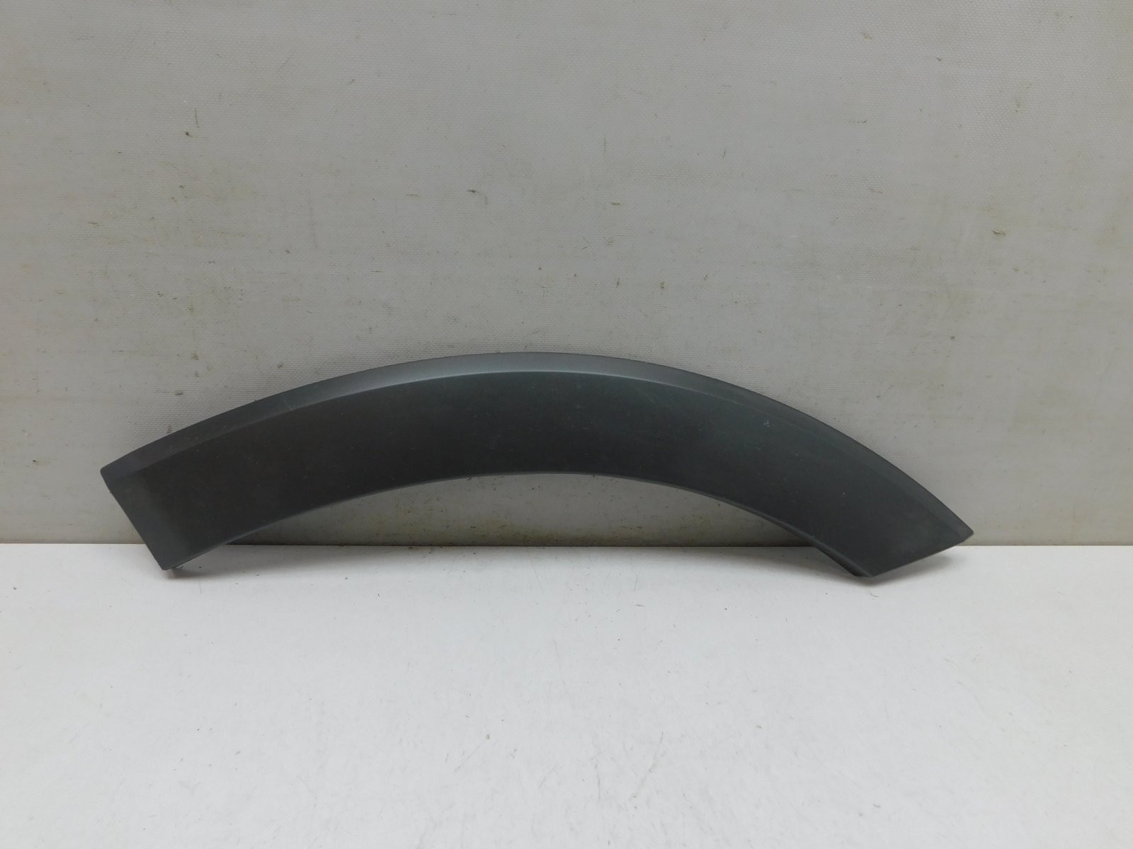 Накладка двери передней правой Ford Transit 2014>