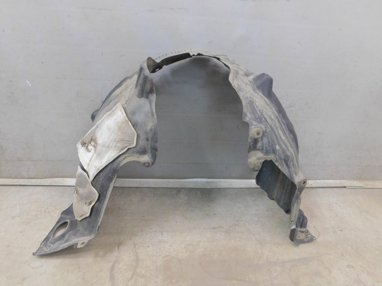 Локер передний левый Toyota Camry V70 2017>