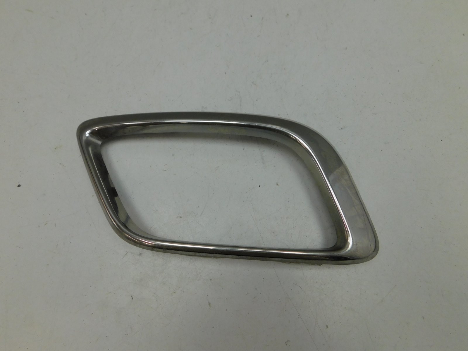 Рамка для противотуманных фар Renault Logan II 2014>