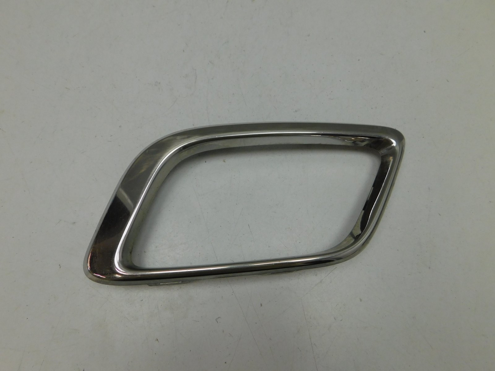 Рамка для противотуманных фар Renault Logan II 2014>