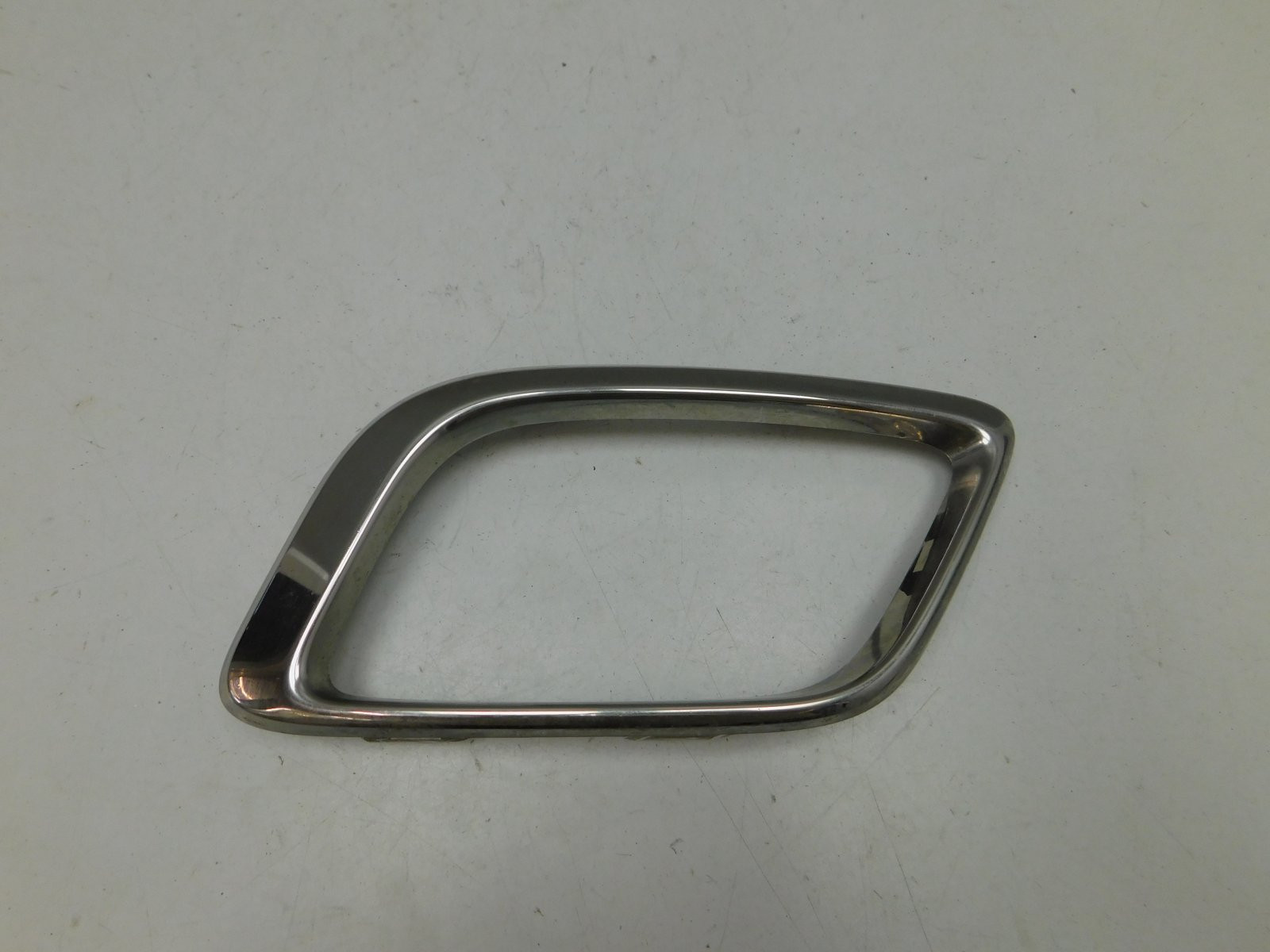 Рамка для противотуманных фар Renault Logan II 2014>