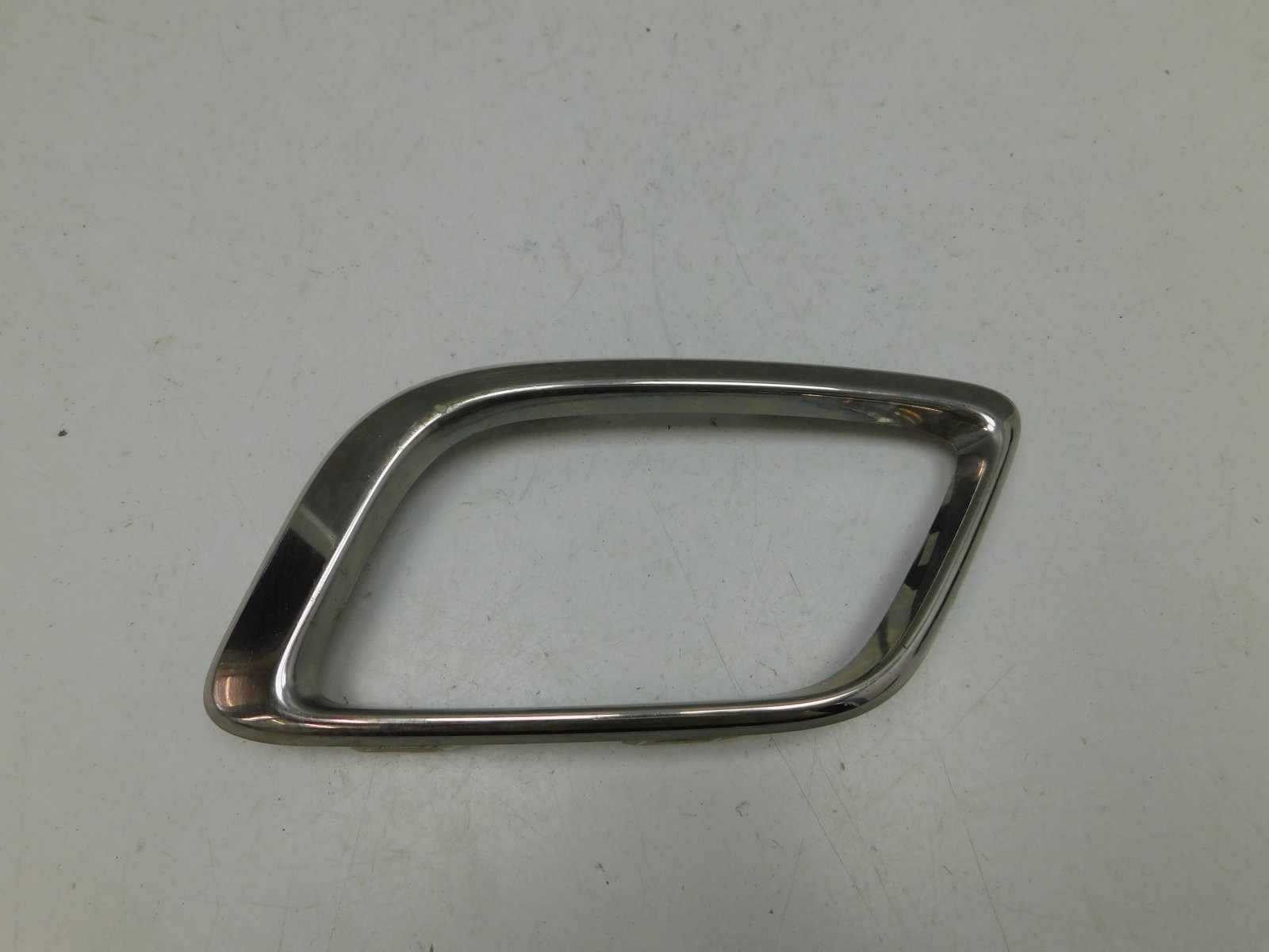 Рамка для противотуманных фар Renault Logan II 2014>