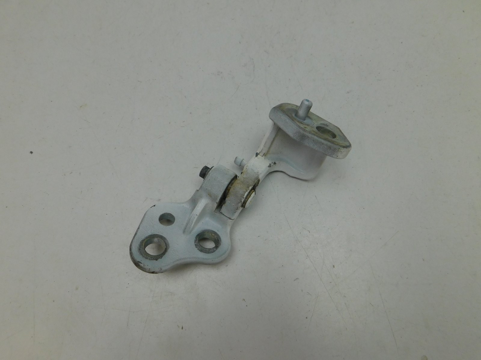 Петля двери передней правой Ford Transit 2014>