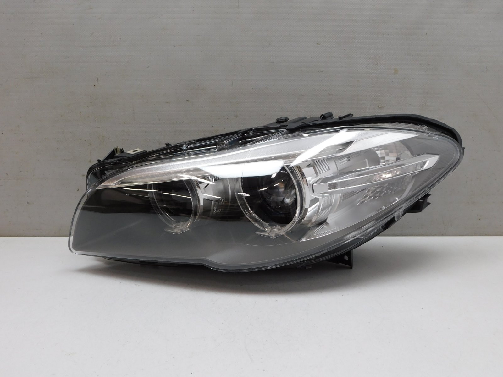 Фара левая BMW 5-серия F10/F11 2009>