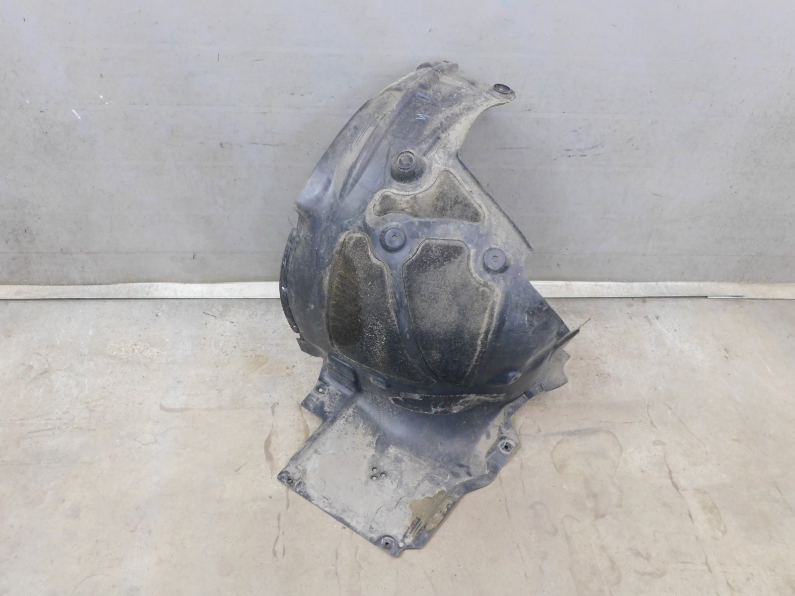 Локер передний левый BMW 3-серия G20 2018>