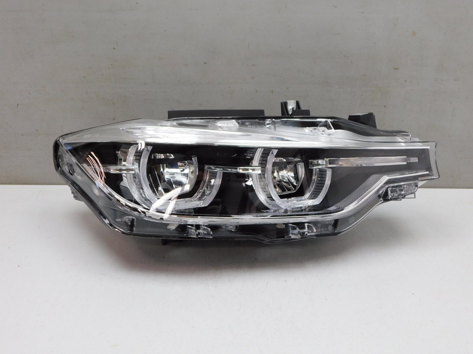 Фара правая BMW 3-серия F30 2011>