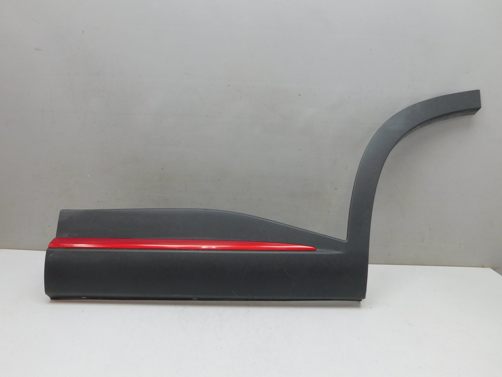 Накладка двери задней левой Omoda C5 2022>