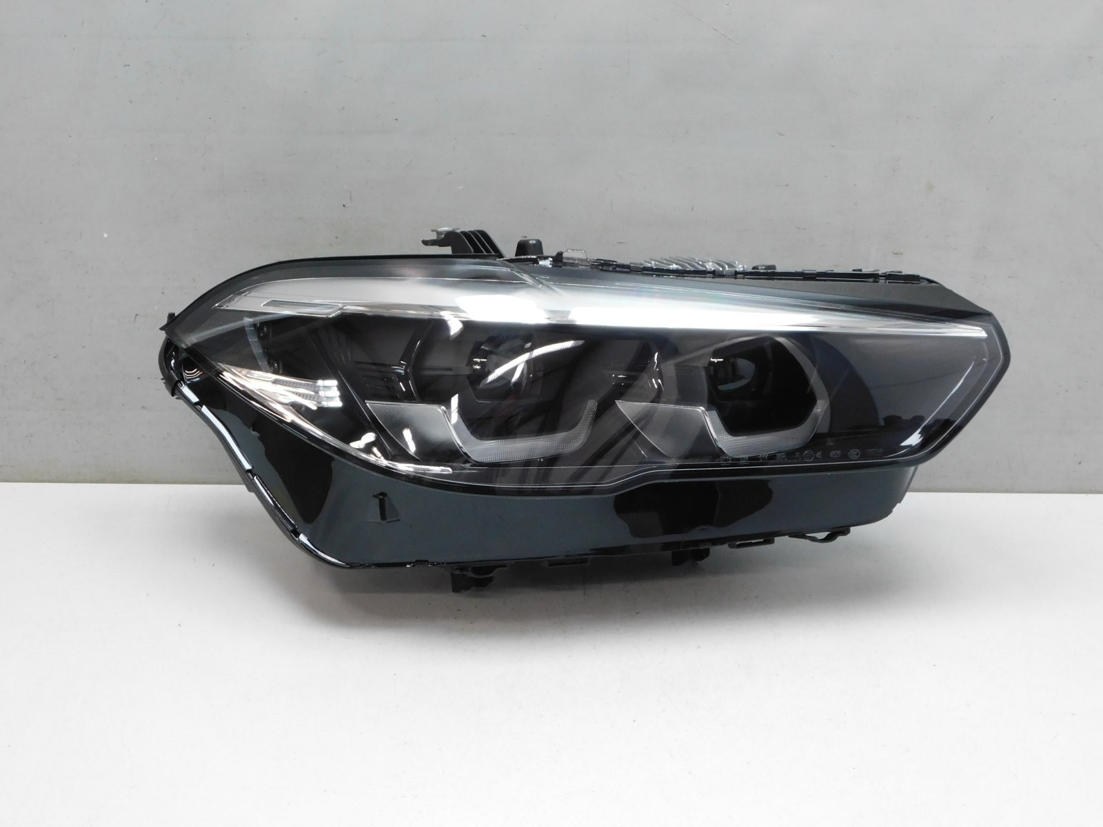 Фара правая BMW X5 G05 2018>