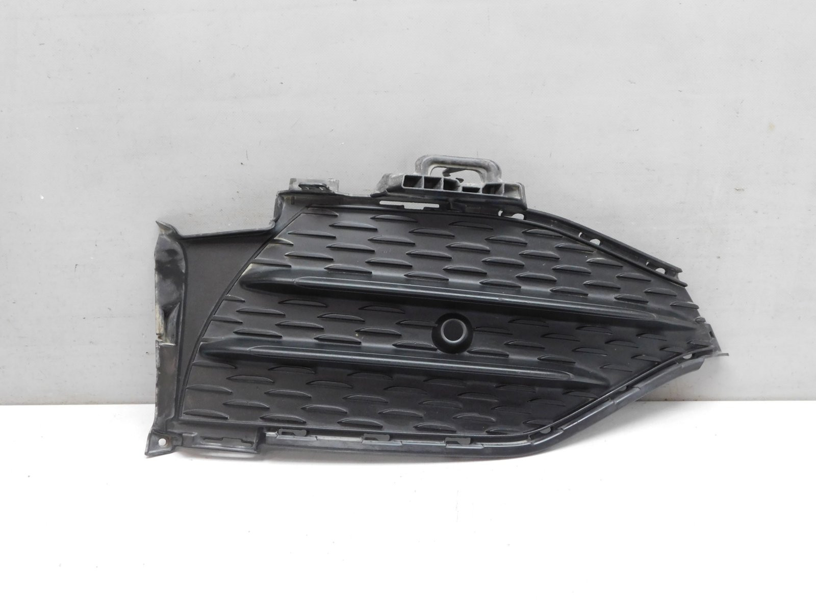 Решетка в бампер правая Mercedes-Benz GLC-Class X253 2015>