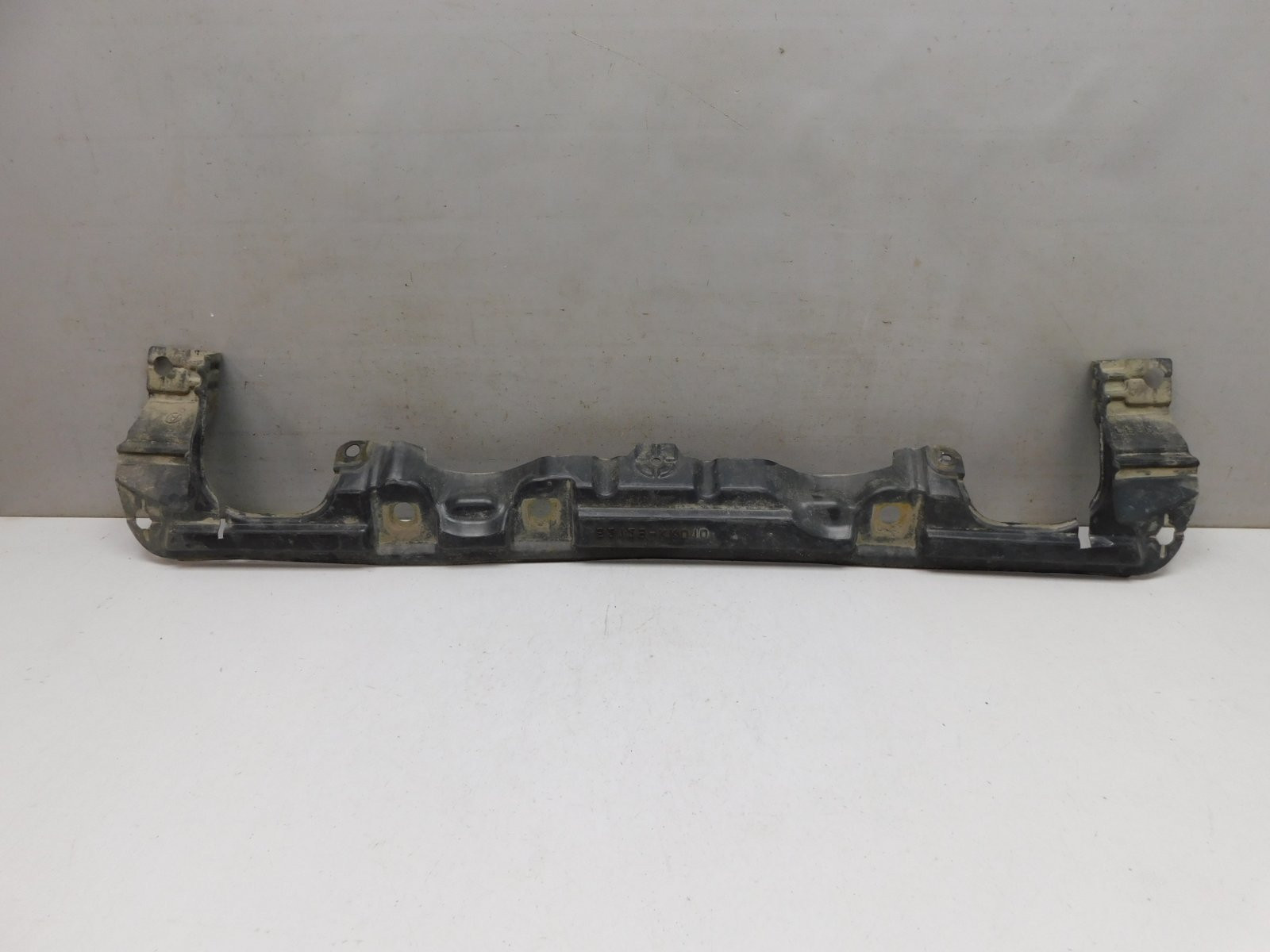 Пыльник Toyota Hilux 2015>