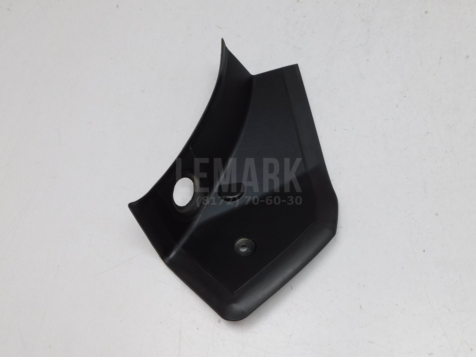 Накладка BMW 1 серии F40 2019> 63217450665