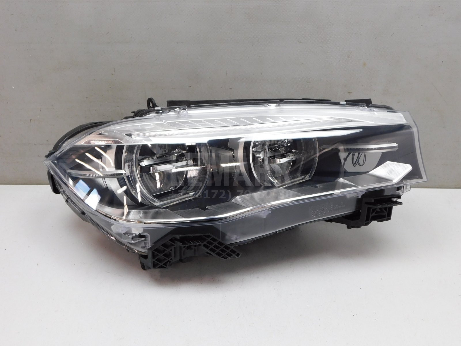 Фара правая BMW X5 F15 2013-2018 63117442648