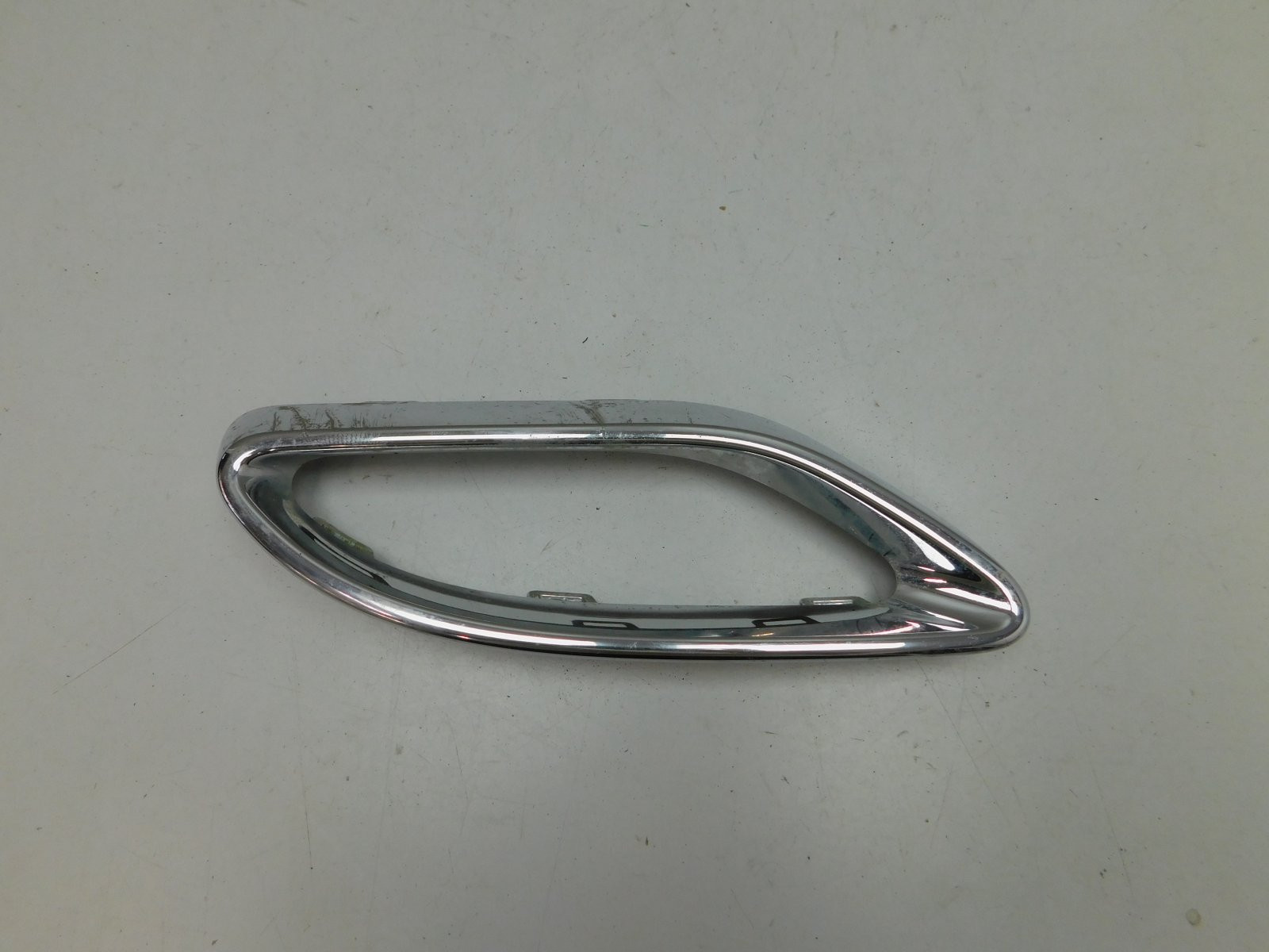 Накладка заднего бампера правая Mercedes-Benz C-Klasse W205 2013>