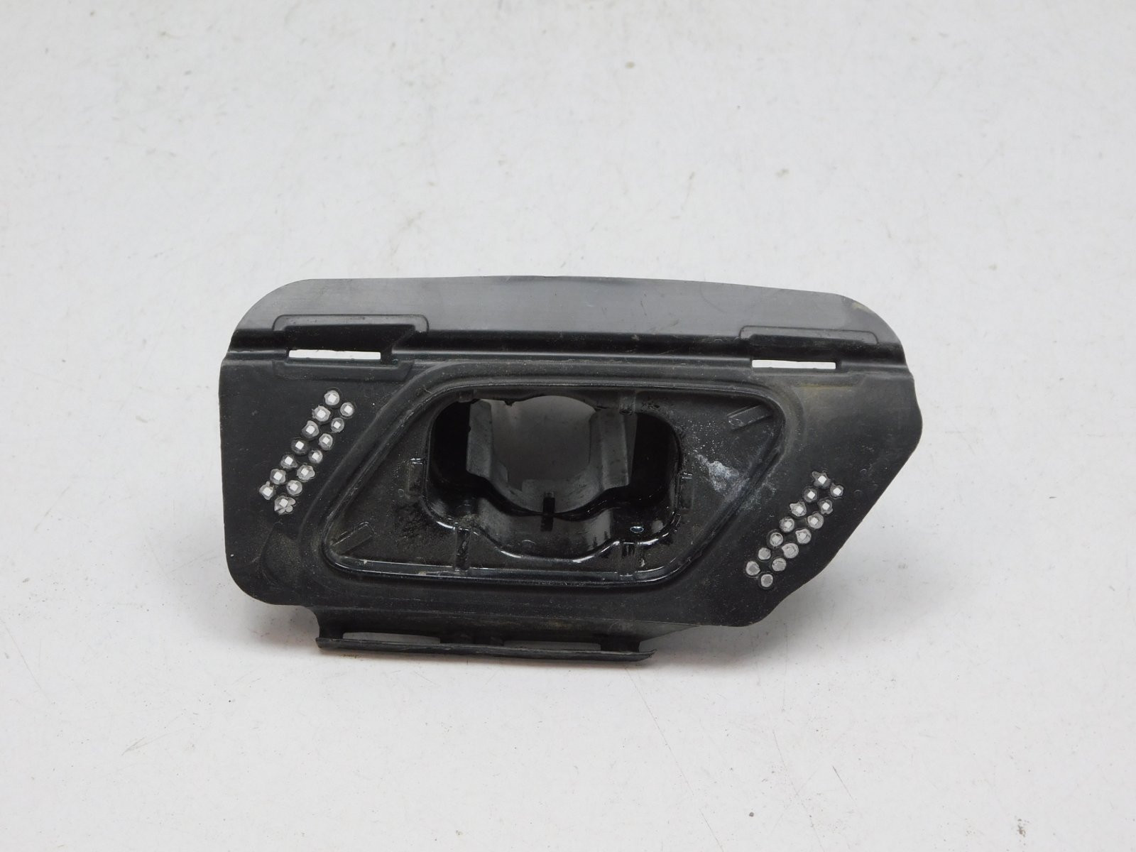 Кронштейн форсунки омывателя фар Skoda Superb 2015>