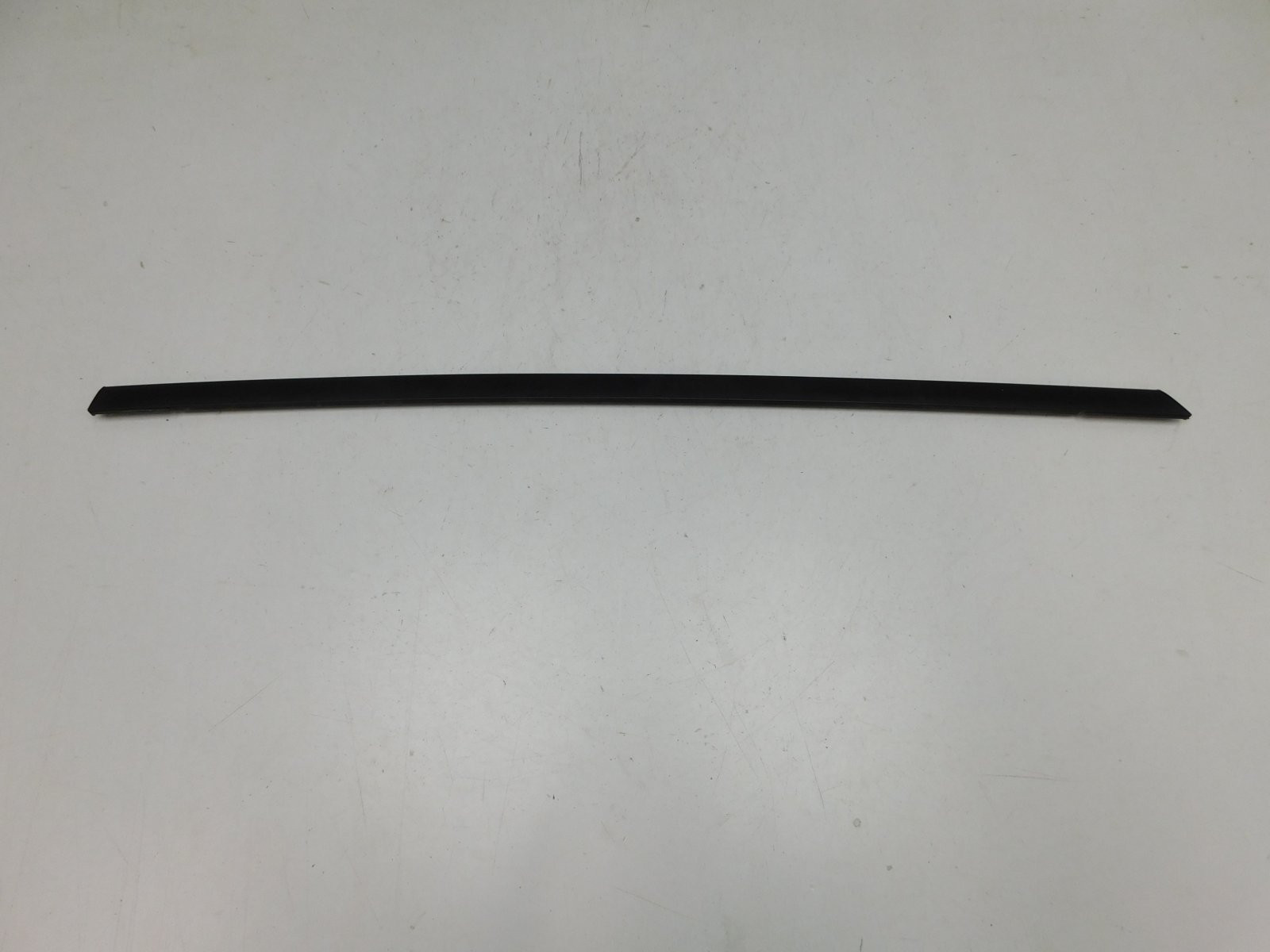 Молдинг двери задней левой Omoda C5 2022>