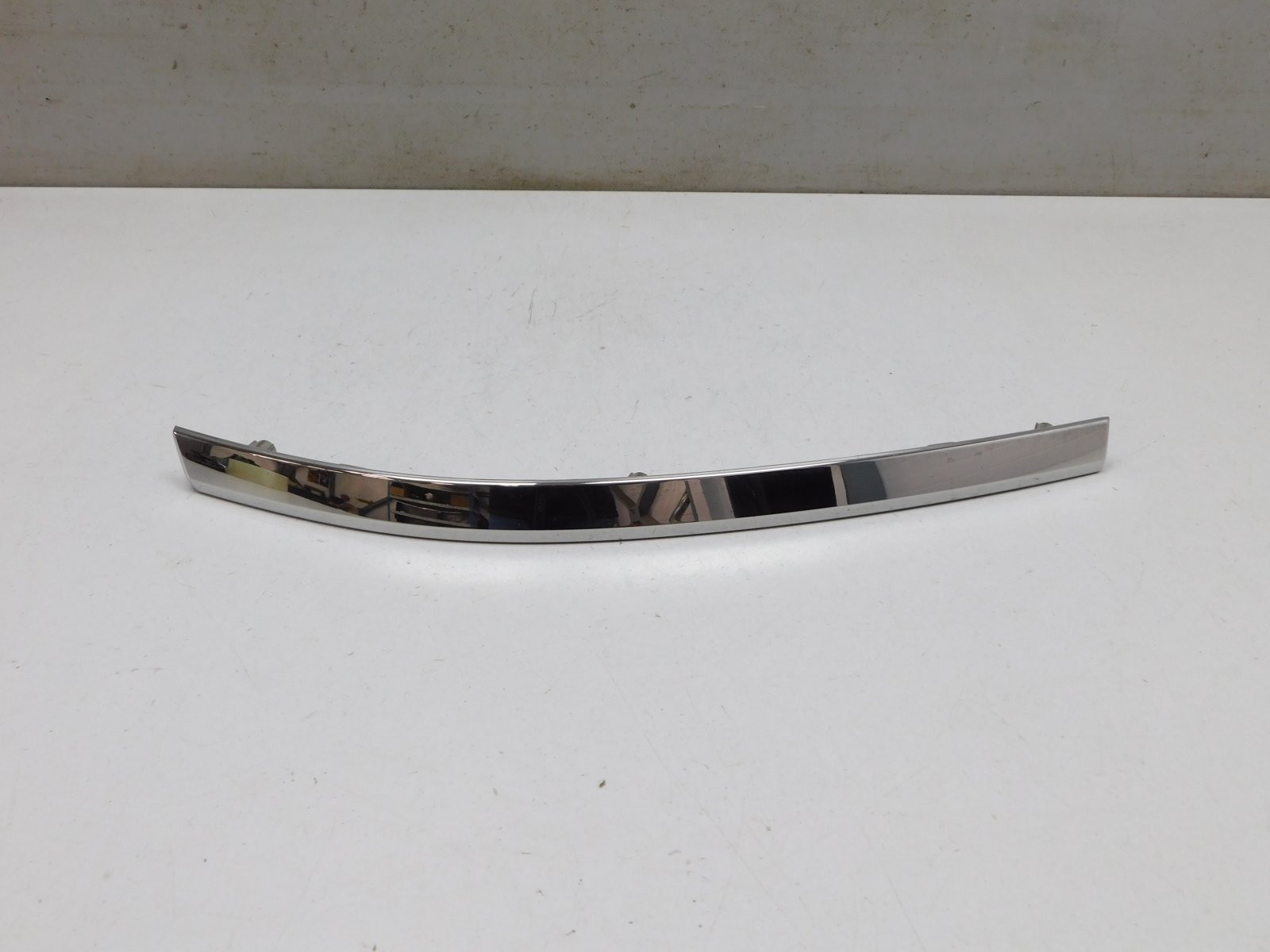 Молдинг заднего бампера Renault Arkana 2019>