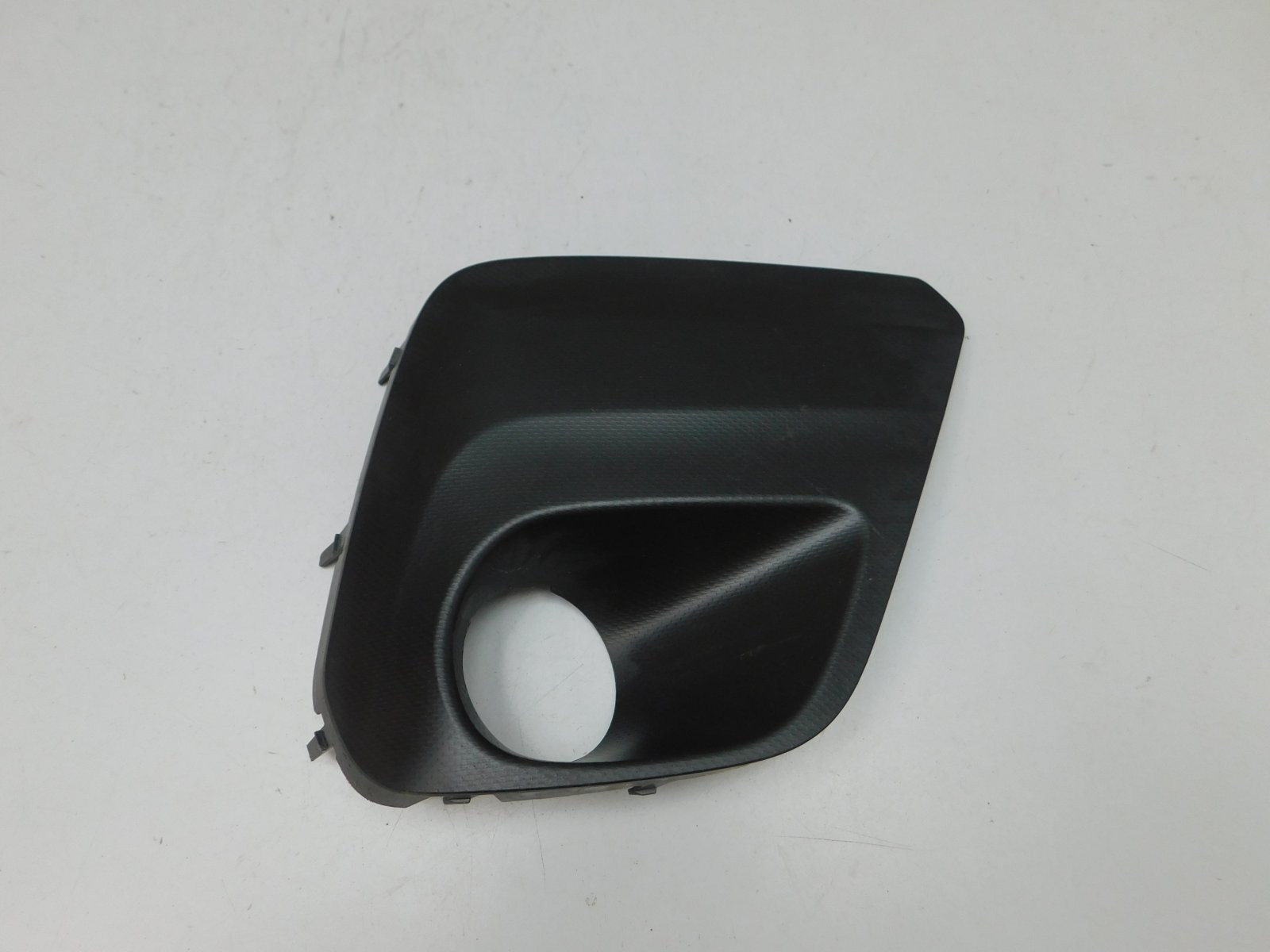 Решетка в бампер правая Subaru Forester (S14) 2018>