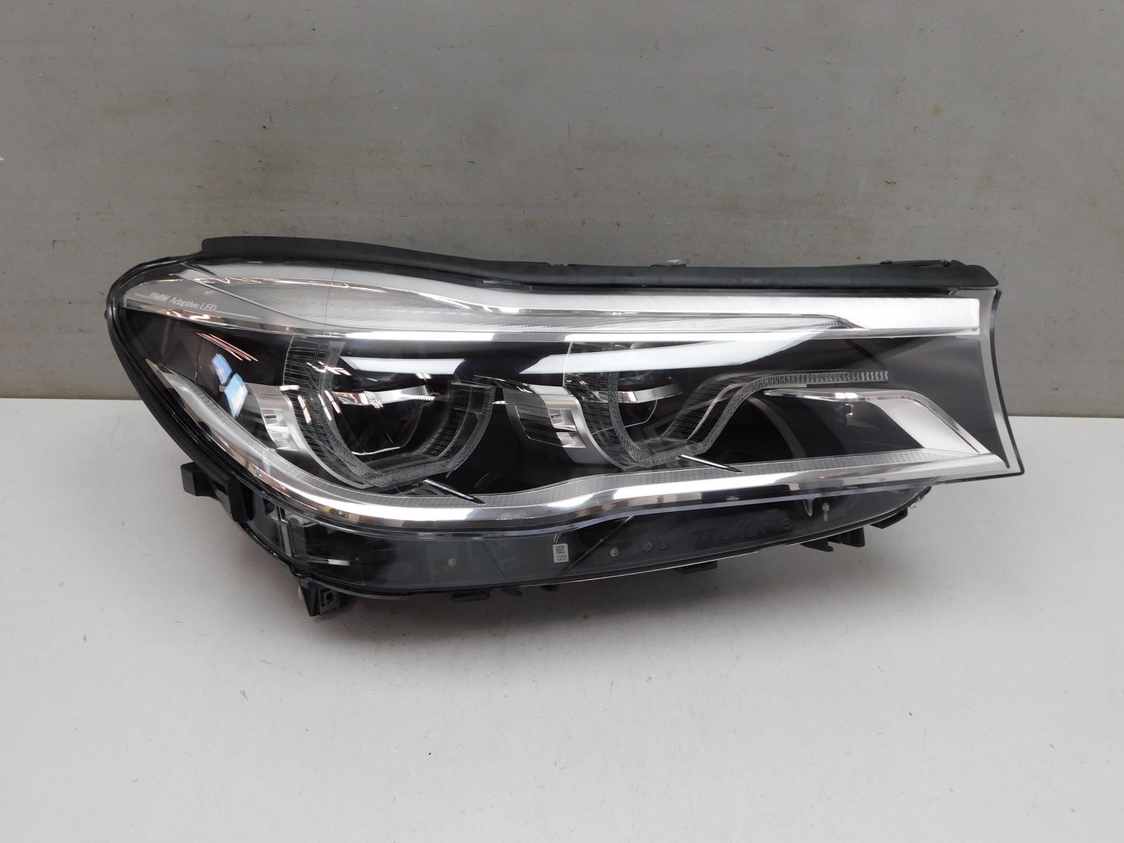 Фара правая BMW 7-серия G11/G12 2014>