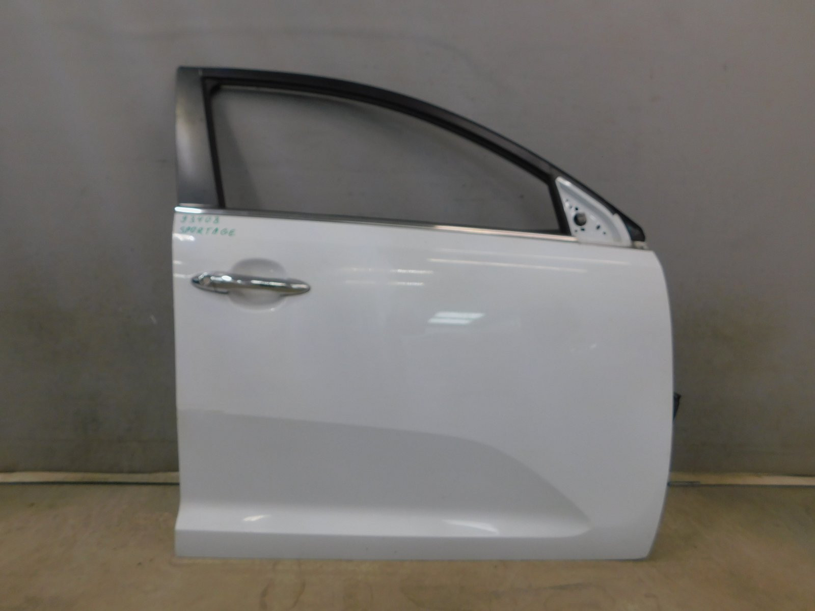Дверь передняя правая Kia Sportage 2010-2015