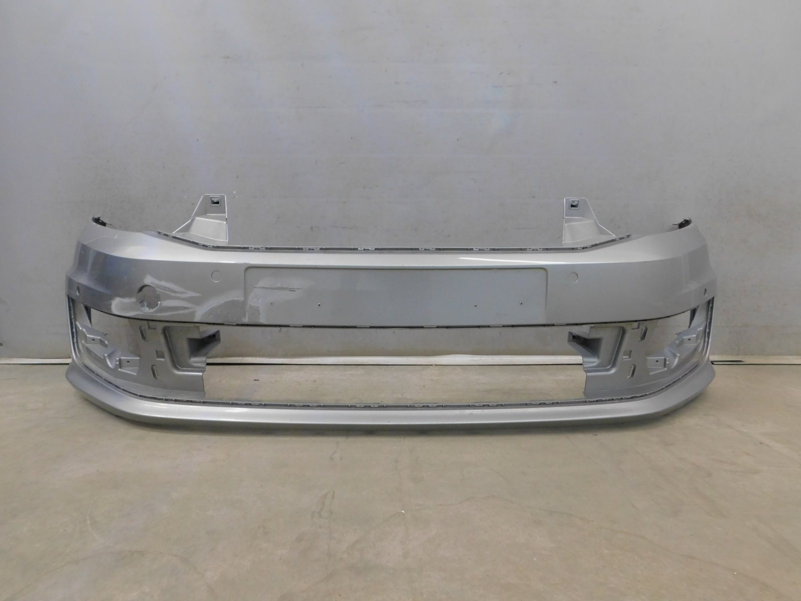 Бампер передний Volkswagen Polo Sedan 2011-2020