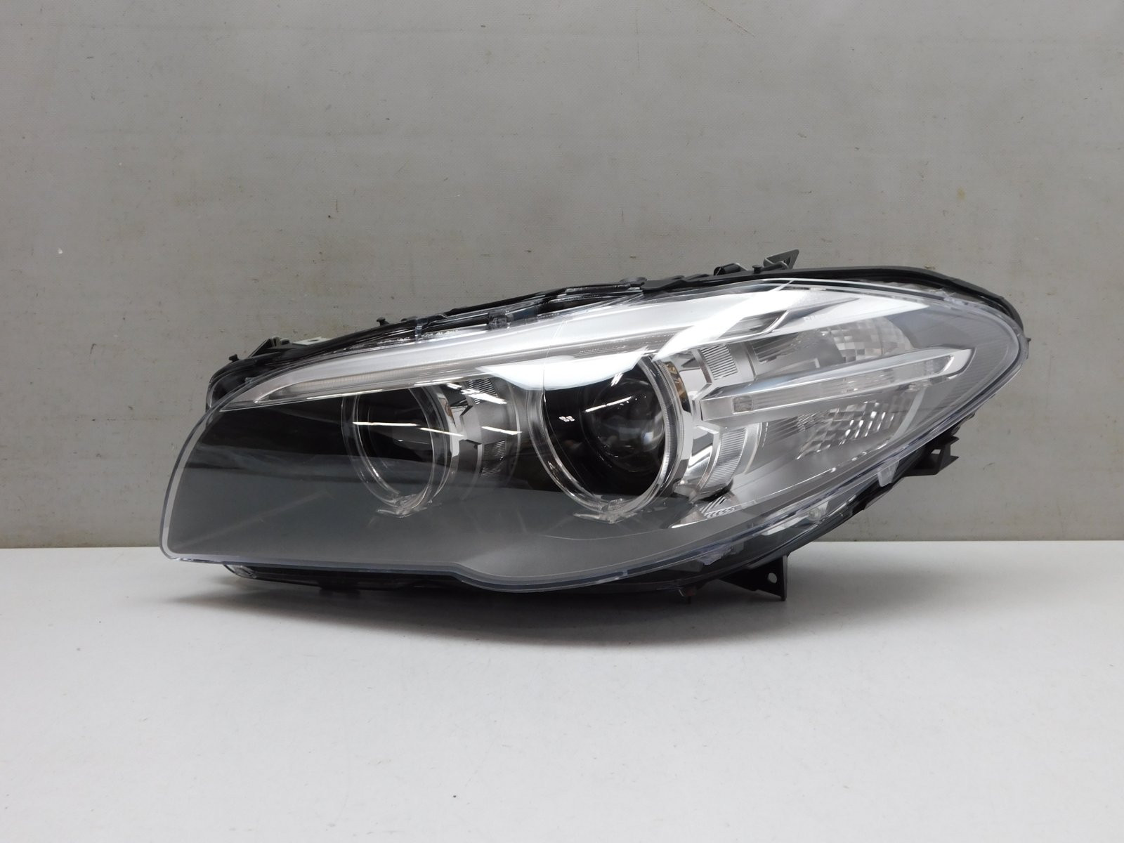 Фара левая BMW 5-серия F10/F11 2009>
